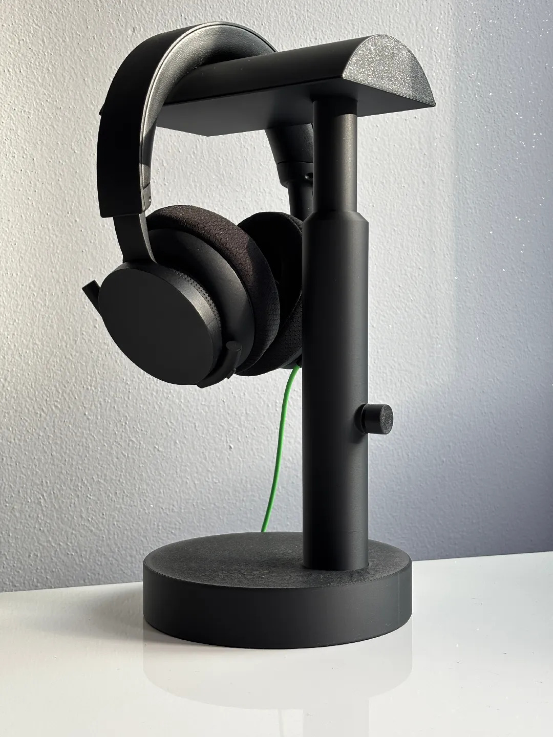 Adjustable Headphone Stand for Desk, Height-Adjustable Telescopic Headphones Holder